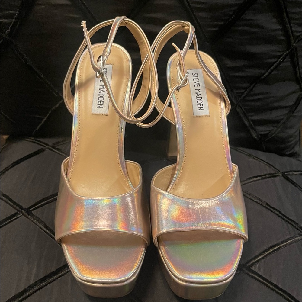teve Madden Iridescent Heels size 5